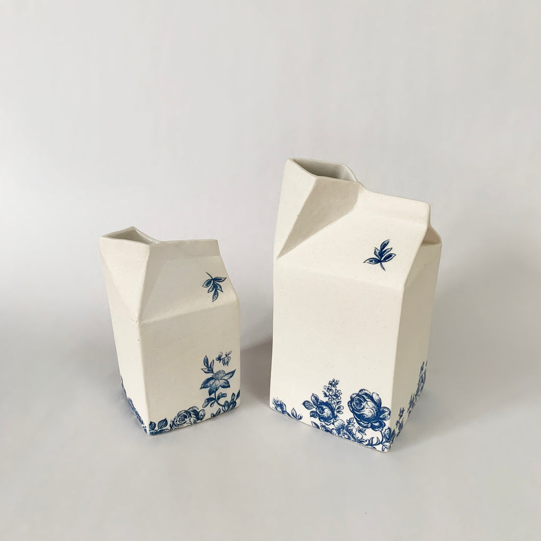 Milk pitcher / vase